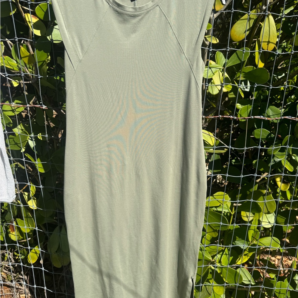 Chic Olive Green Midi Dress